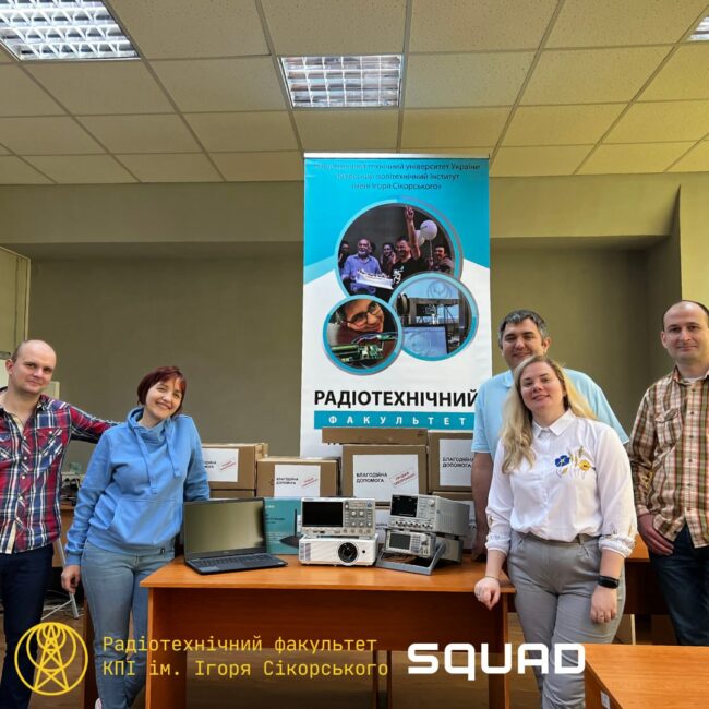 photo_5372814761298871991_y